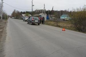 На улице Перова водитель сбил ребенка, перебегавшего проезжую часть в присутствии родителей 