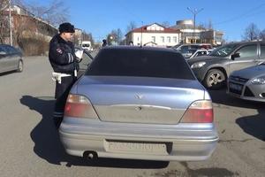 В Нижнем Тагиле прошел рейд по пресечению фактов управления автотранспортом с &quot;тонированными стеклами&quot; и нечитаемыми государственными регистрационными знаками 