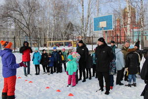 В Нижнем Тагиле сотрудники полиции стали участниками эстафеты, организованной ко Дню защитника Отечества.