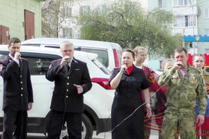 В Нижнем Тагиле сотрудники правоохранительных органов поздравили ветерана - участника блокады Ленинграда с предстоящим Днем Победы.