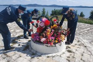 Минута памяти в подразделениях МЧС