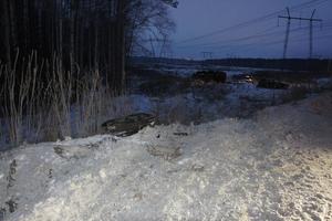 На 156 километре автодороги Екатеринбург-Серов в результате столкновение опрокинулась ГАЗель, ранены три пассажира