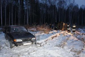 На 156 километре автодороги Екатеринбург-Серов в результате столкновение опрокинулась ГАЗель, ранены три пассажира