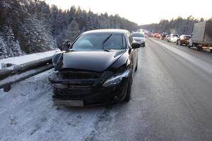 В столкновении на 158 километре автодороги &quot;Екатеринбург-Нижний Тагил-Серов&quot; погиб пассажир