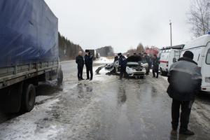 На автодороге Южный подъезд к городу Нижний Тагил погибли два человека