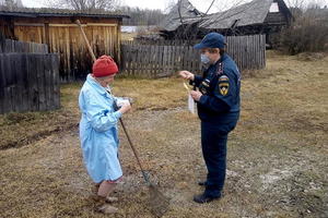 ОСОБЫЙ ПРОТИВОПОЖАРНЫЙ РЕЖИМ: СОТРУДНИКИ МЧС ПРОВОДЯТ РЕЙДЫ