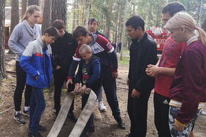 В  последние  дни  лета  в  загородных  лагерях  детям  и  взрослым  напоминают  о  правилах  безопасности 