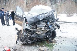 Под Нижним Тагилом лобовая авария унесла две жизни