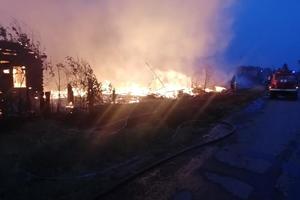 Два крупных пожара произошли в Нижнем Тагиле и Горноуральском городском округе